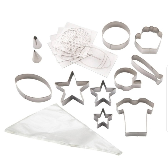 Cake Boss Sports Cake Kit (Final Price) - Picture 2 of 4